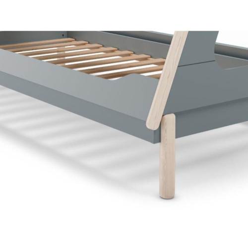 Letto a capanna Nora in legno massiccio colore verde petrolio e bianco